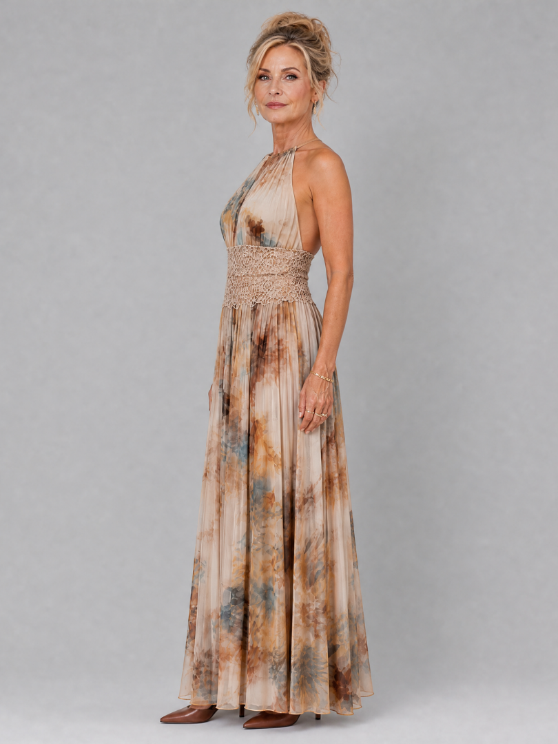 Elavenue | Sukienka maxi z koronką i dekoltem halter - Eliza-Warszawa