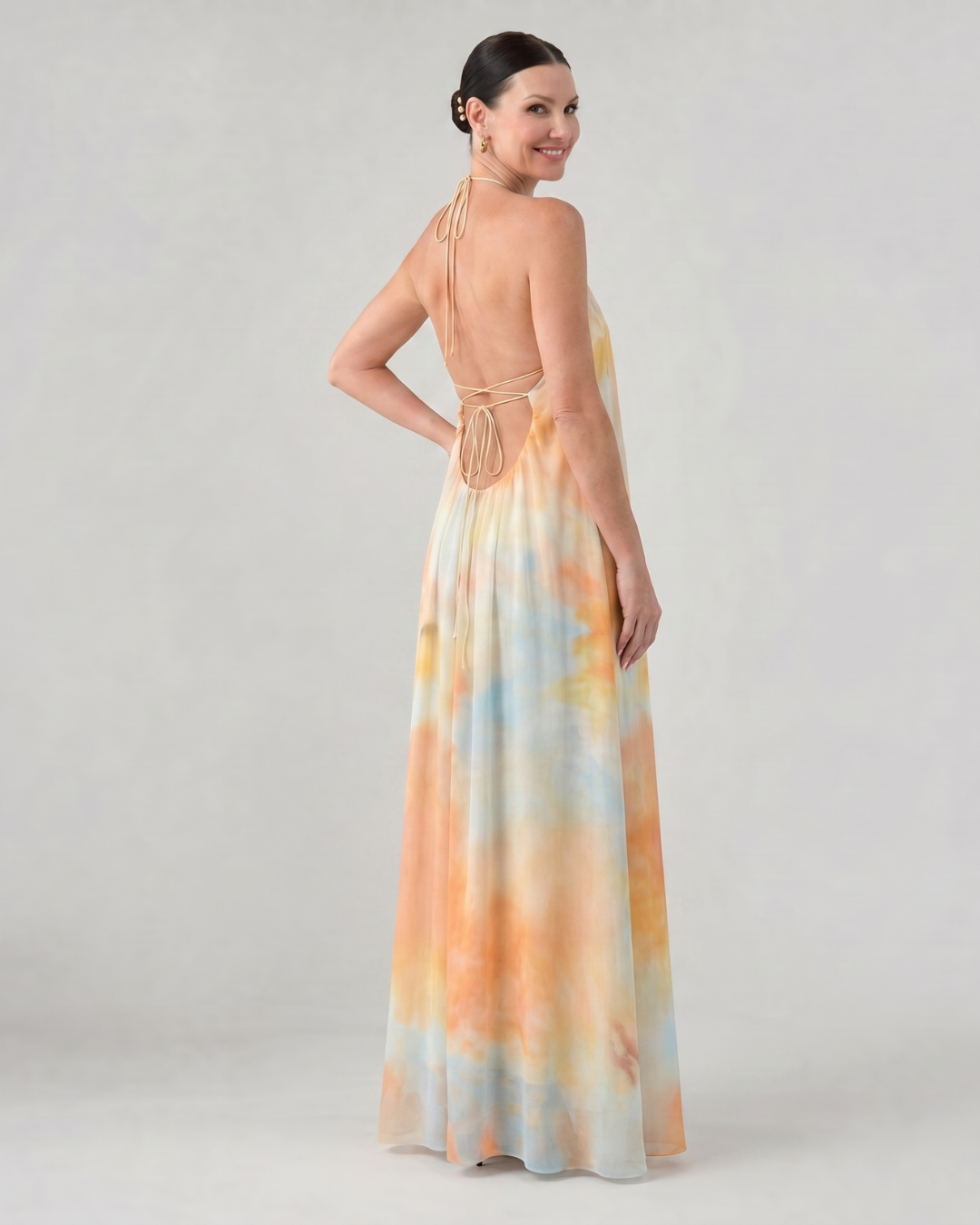 Eloque | Akwarelowa sukienka maxi z dekoltem halter - Eliza-Warszawa