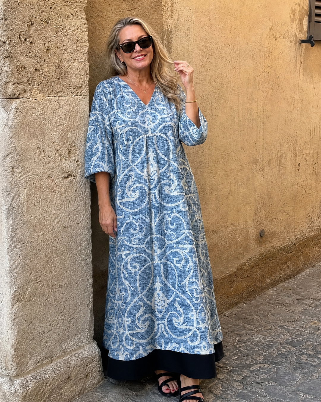 Lumera | Sukienka midi z nadrukiem w stylu vintage z miękkiego materiału